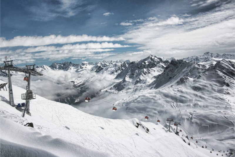 Uitzicht over het skigebied silvretta montafon